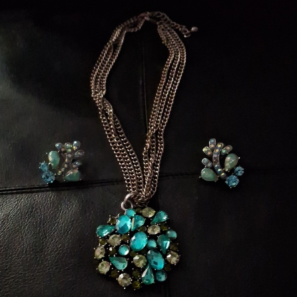 Elegant Multi-Chain Necklace and Earring Set